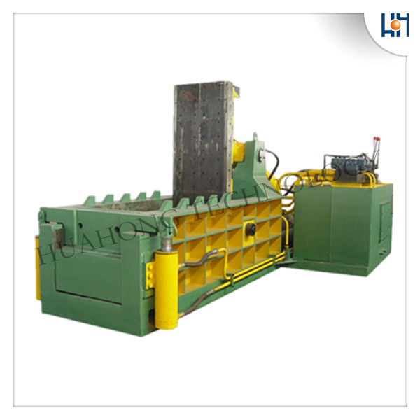 Hydraulic scrap aluminium baler