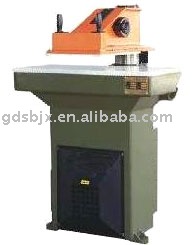 hydraulic swinging arm cutting machine