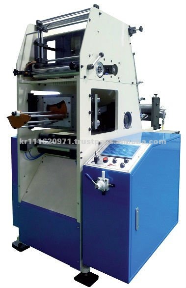 In mold label punching machine