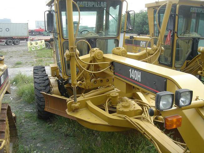 in very good conditon Used Motor Grader CAT 140H on sale