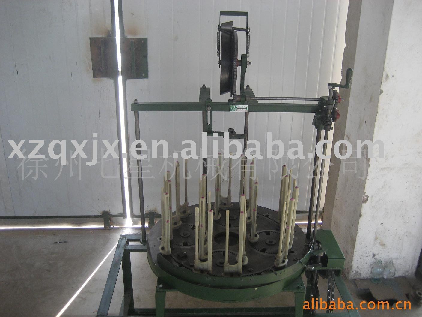 Inverted 18 spindle braiding machines