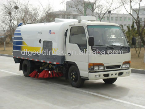 ISUZU 100P road sweeper truck