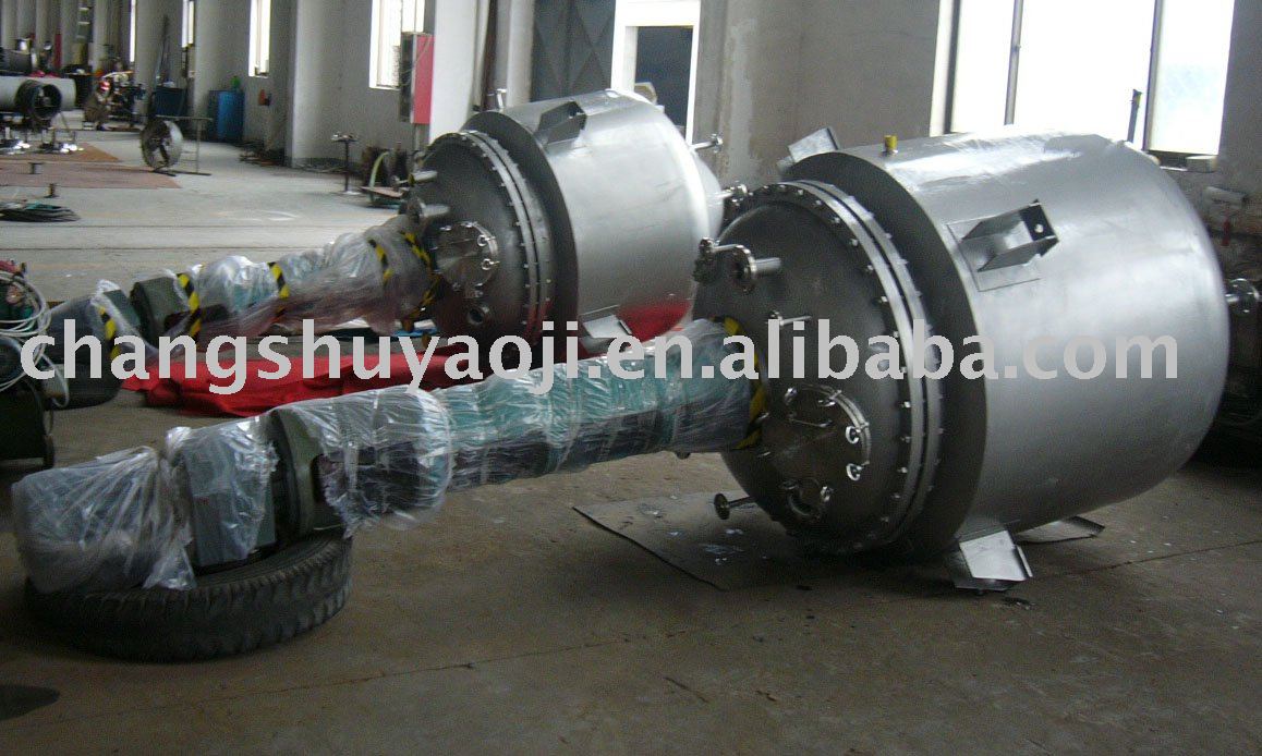 Jacketed Mixing Tank