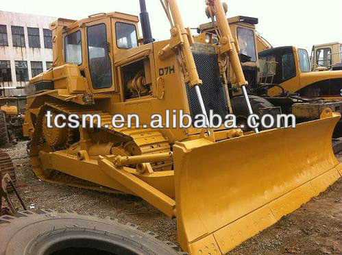 Japanese D7H crawler track bulldozers selling to african