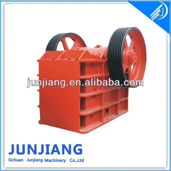 Jaw Crusher on stone