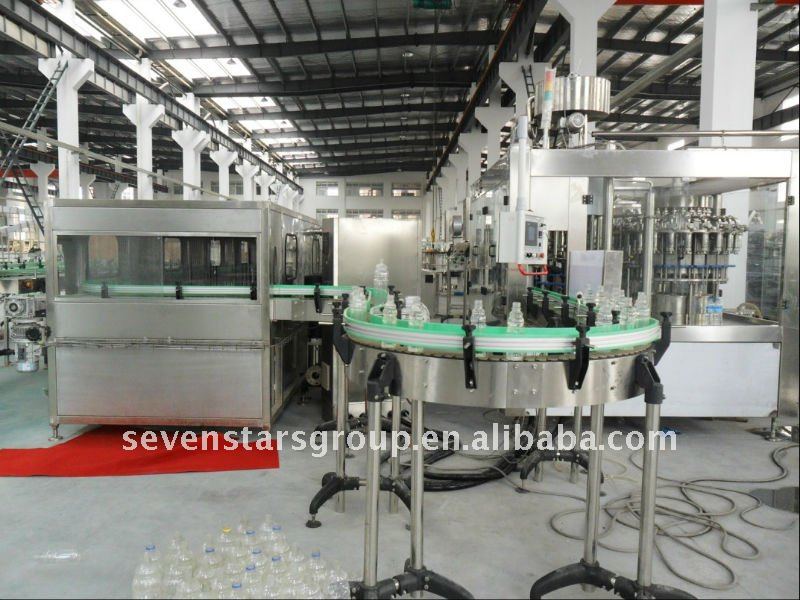 Juice bottle spray cooling machine