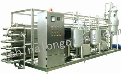 Juice tubular pasteurizer with deaerator