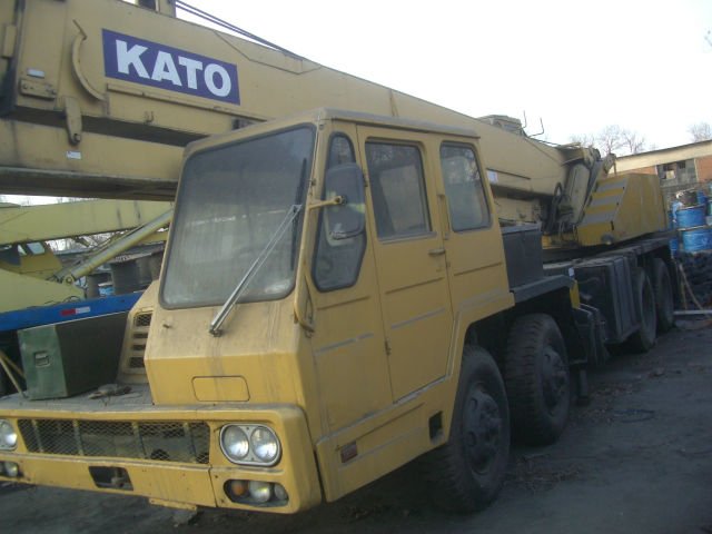 KATO truck crane 4 wheels in front mobile crane original kato crane NK250H