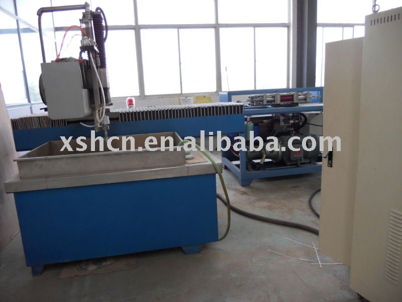 KMT PUMP CNC water jet cutting machine in fabricate industry