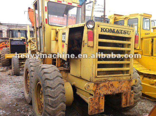 KOMATSU MOTOR GRADER GD623A-1 SN: 30054