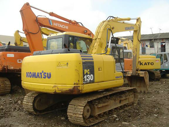 Komatsu PC130-7 Excavator