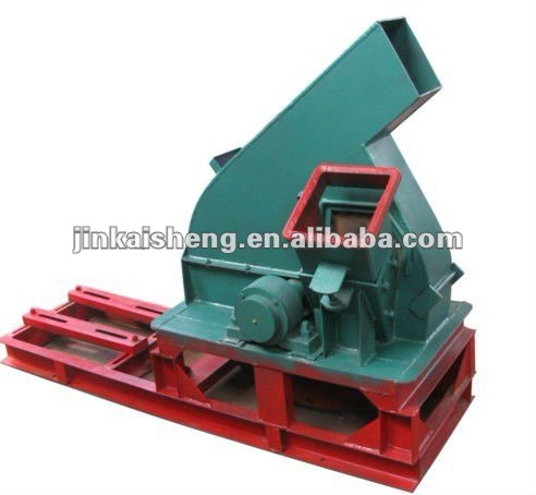 Large capacity wood chip crusher