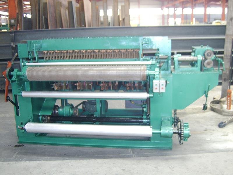 light and fine wire mesh machine