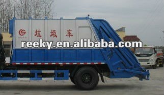 Low price 4x2 Howo garbage compactor truck