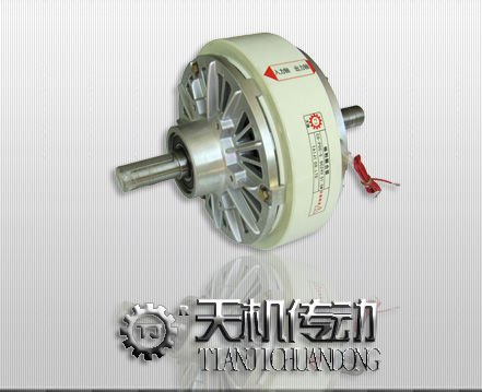 Magnetic powder axial clutch for food machining