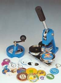 Manual button badge machine