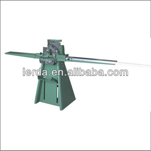 Manual Photo Frame Cutting Machine