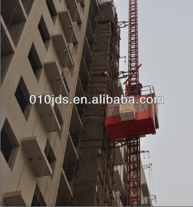 Material hoist for building construction