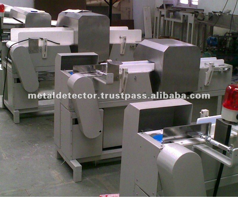 Metal Detector Machine manufacturer / Conveyor Metal Detector Machine Exporters