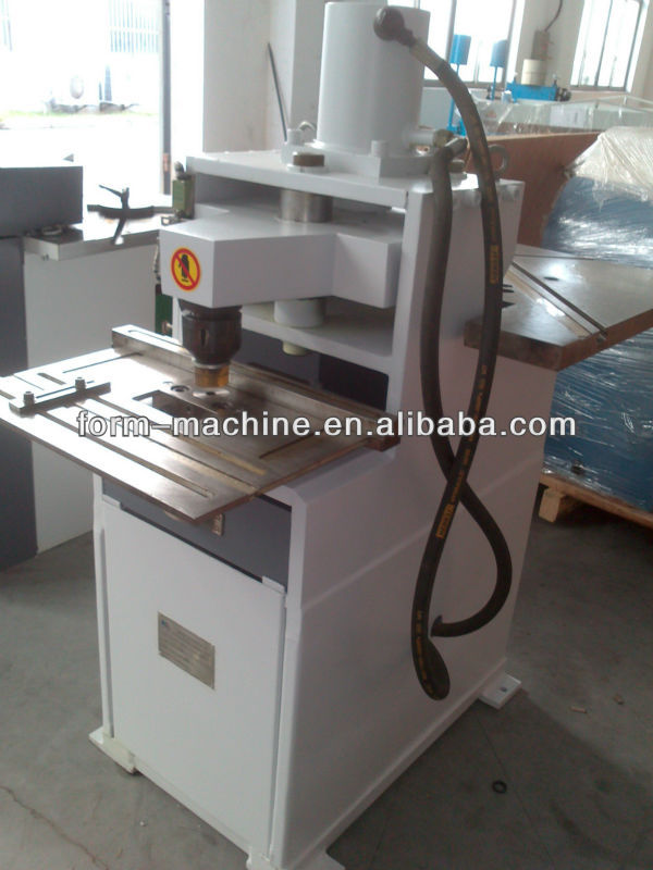 Metform Hydraulic Notching and sloting machine