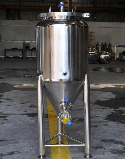 Micro home beer fermenter