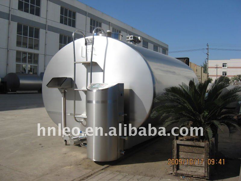 Milk cooling tank