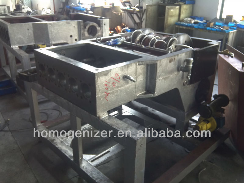 milk homogenizing machine