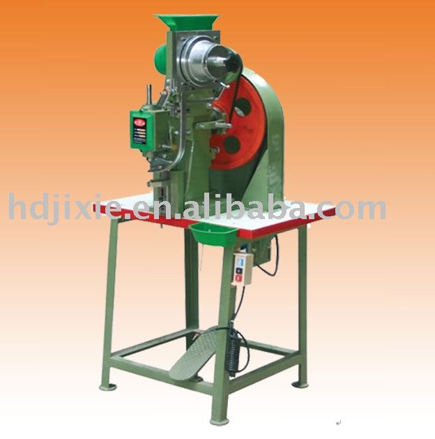 Mini-type eyeleting machine