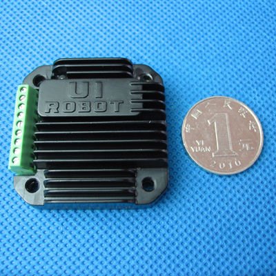 Miniature step motor driver