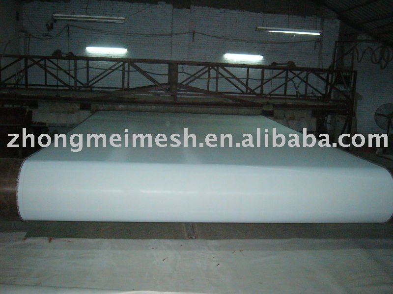 Monofilament polyester dryer fabrics for paper mill