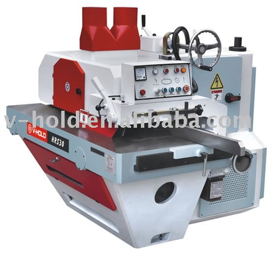 Multiple ripsaw machine for woodworking