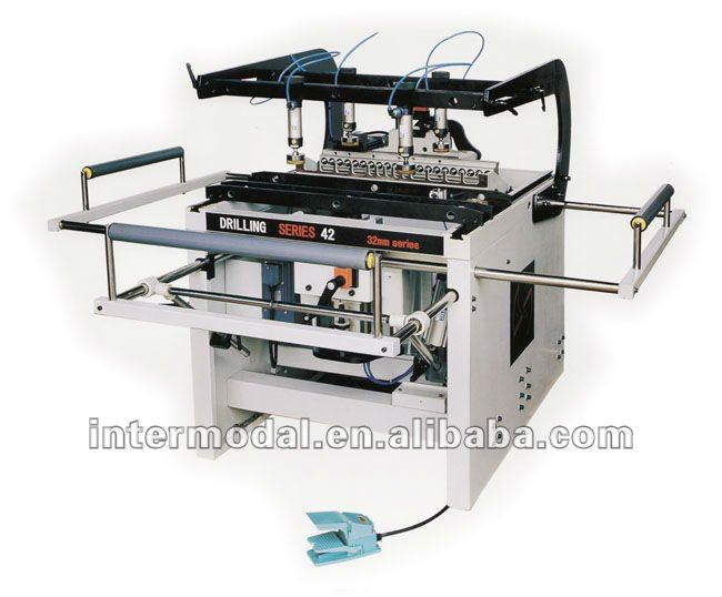 Multiple spindle drilling machine