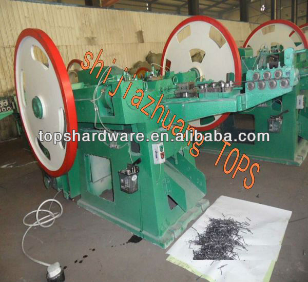 nails making machine