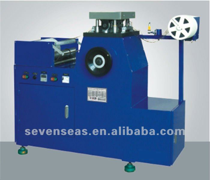 New Design Automatic Sequin Punching Machine