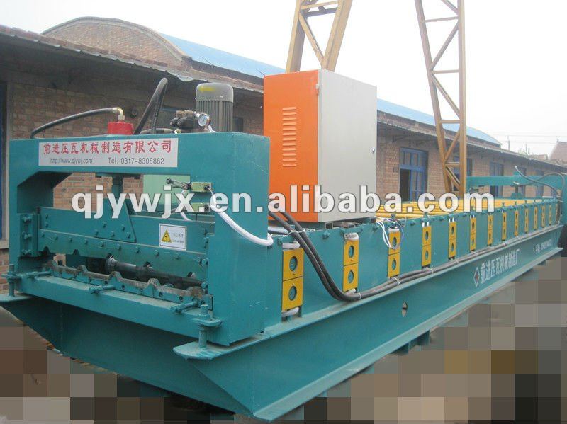 New Design for Color Steel Roof Panel Roll Forming Machine