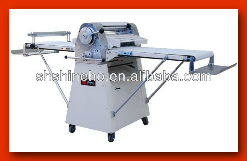 NFQ-520 Floor model reversible dough sheeter