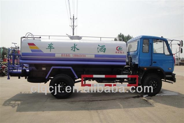 Nice design Dongfeng 4*2 chassis 6T WATER TANK TRUCK