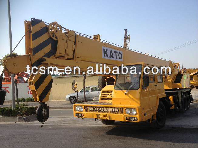 NK250E original Japanese used mobile truck cranes Kato are on sale