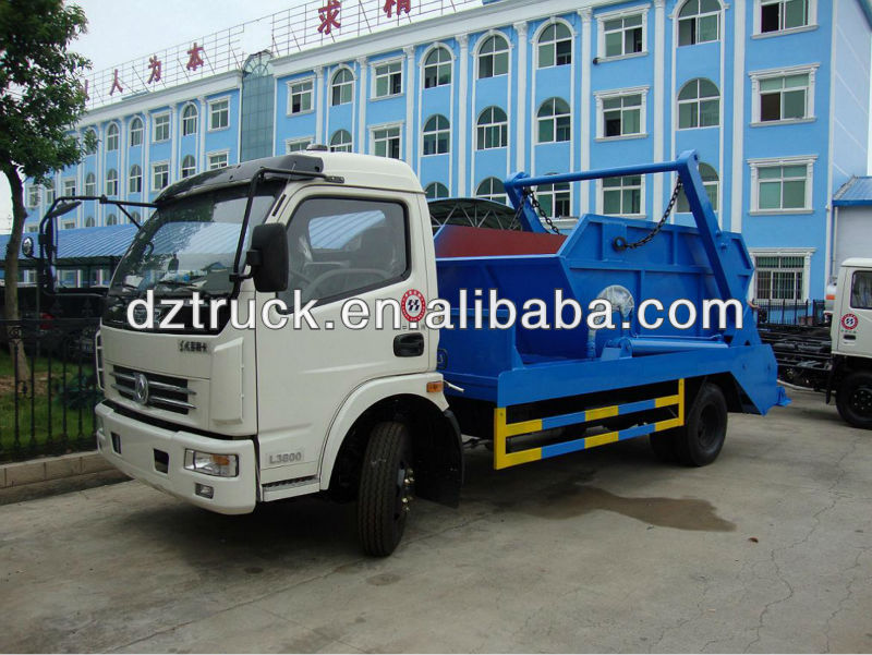 ON SALE Dongfeng Duo Li Ka 4*2 small roll off garbage truck