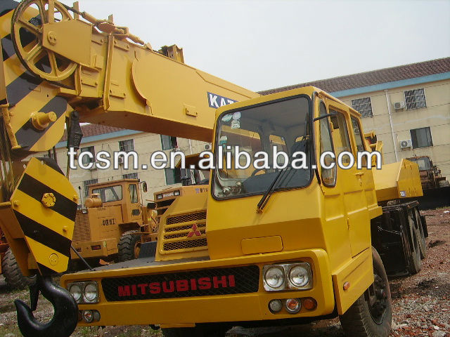 original Japanese used mobile truck cranes Kato NK250E are on sale