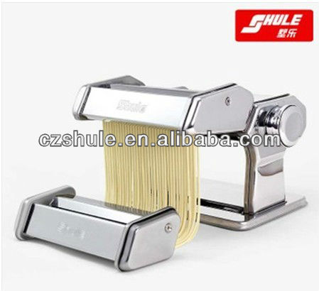 Pasta machine with three cutter