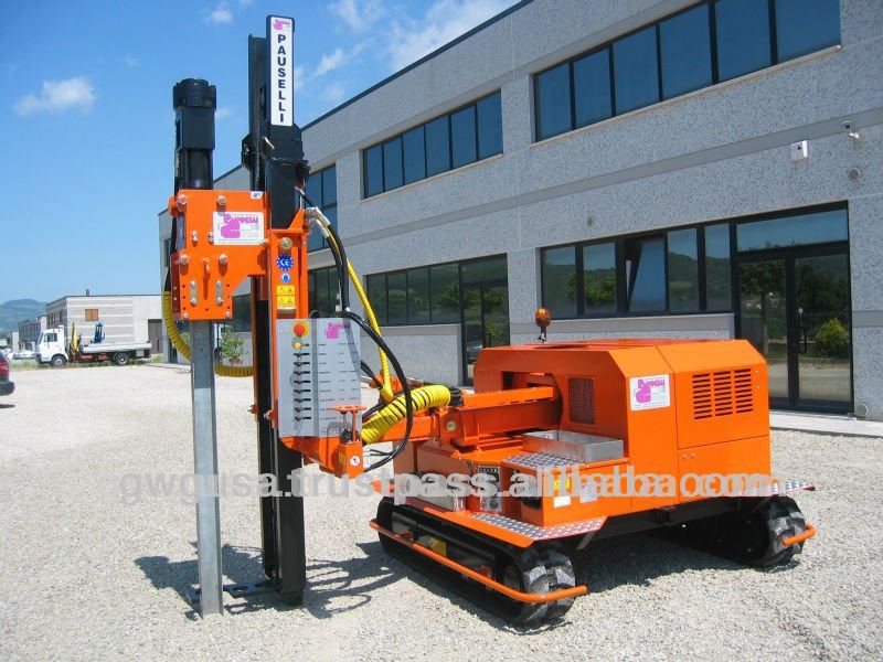 Pauselli 900 Solar Pile Driver