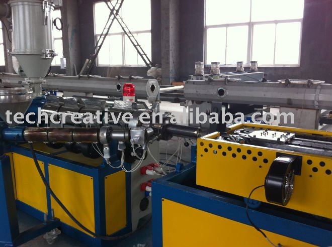 PE/PP corrugated pipe making machine