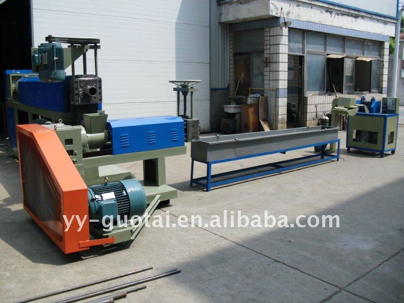 pelletizing production line and plastic recycling machine