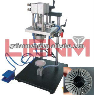 Perfume cap pneumatic crimping machine