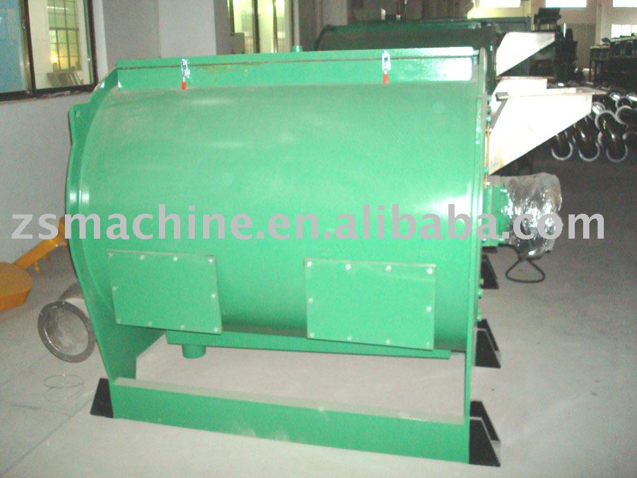 Plastic dewatering machine for scrap