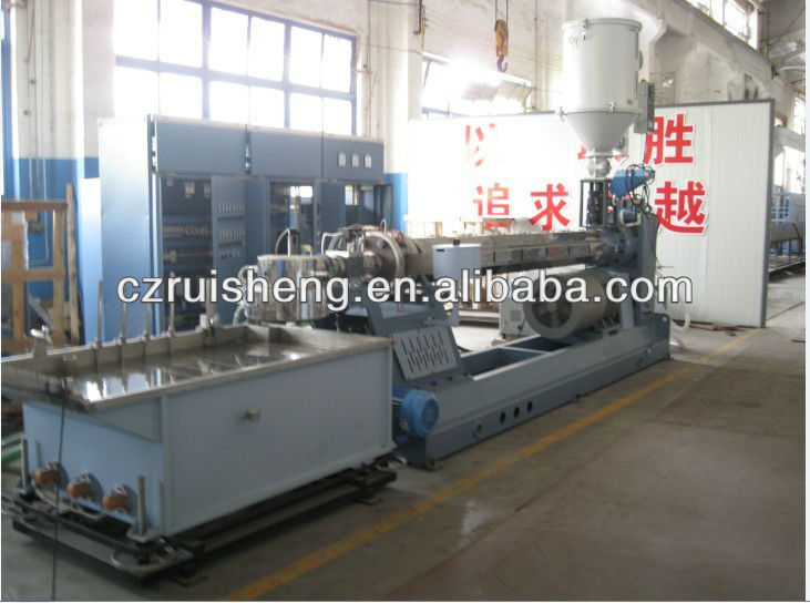 PLASTIC SINGLE SCREW EXTRUDER