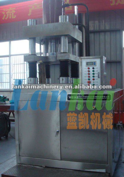 PLC control feed block equipment,cow feed block machine, cow feed brick machine