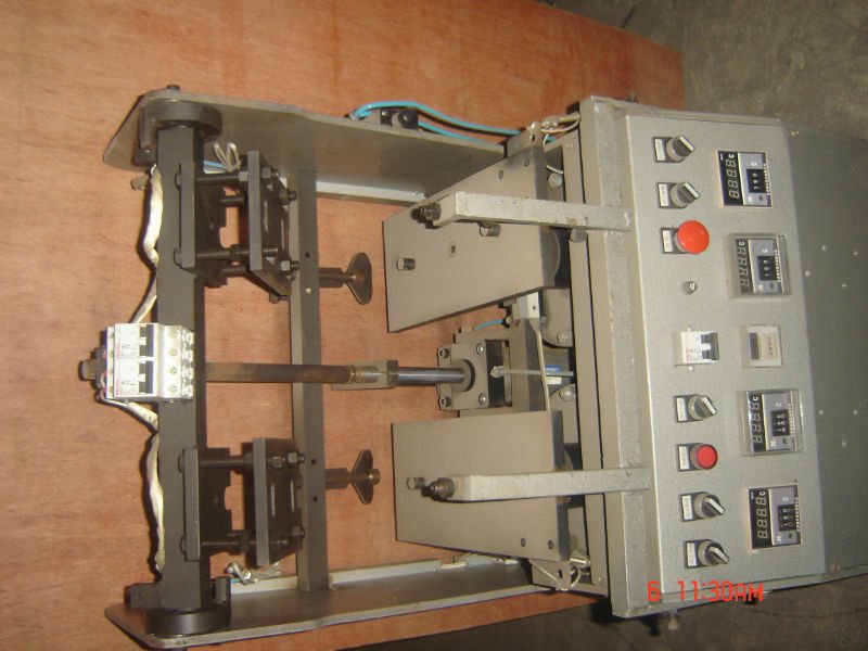 Pneumatic Vulcanizing Machine