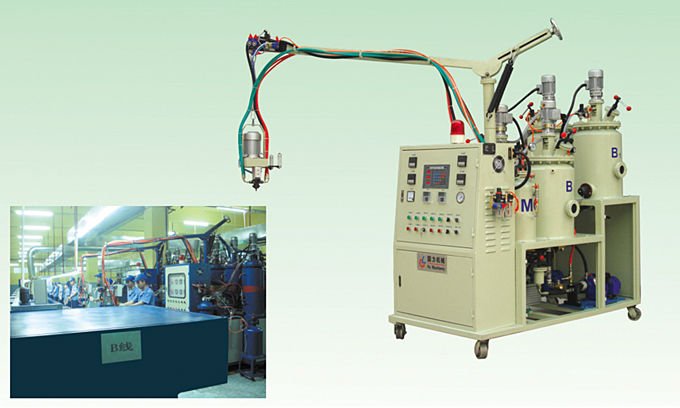 polyure shoe making foaming machine